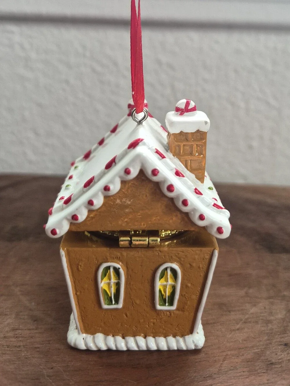 Gingerbreadhouse Trinket Box Ornament